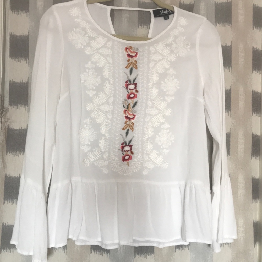 LuLu’s Flutter Sleeve Embroidered Blouse